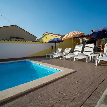 Dom wakacyjny Holiday Nina Galižana